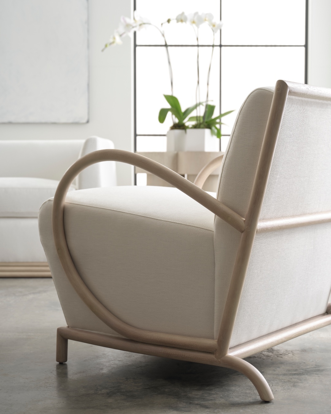 The Montserrat Lounge Chair is like a series of brushstrokes expressed in rattan, with curved swooping lines that nod to Art Deco design. Visit the link in our bio for more information. #OrlandoDiazAzcuyForMcGuire #ThisIsMcGuire